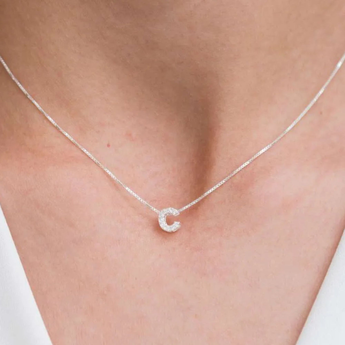 Colar Mini Iniciais Cravejado Zircônias Cristais Prata 925