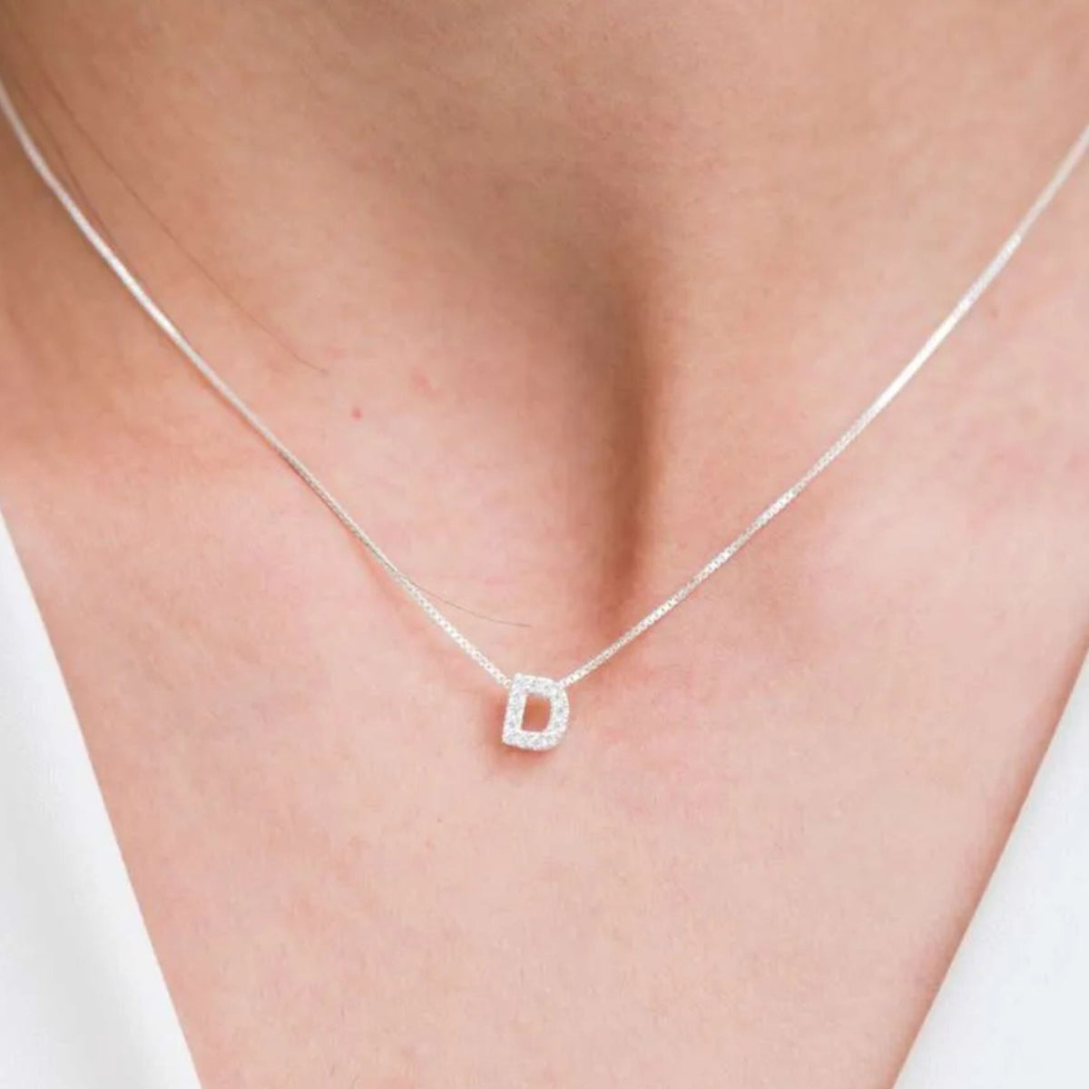 Colar Mini Iniciais Cravejado Zircônias Cristais Prata 925