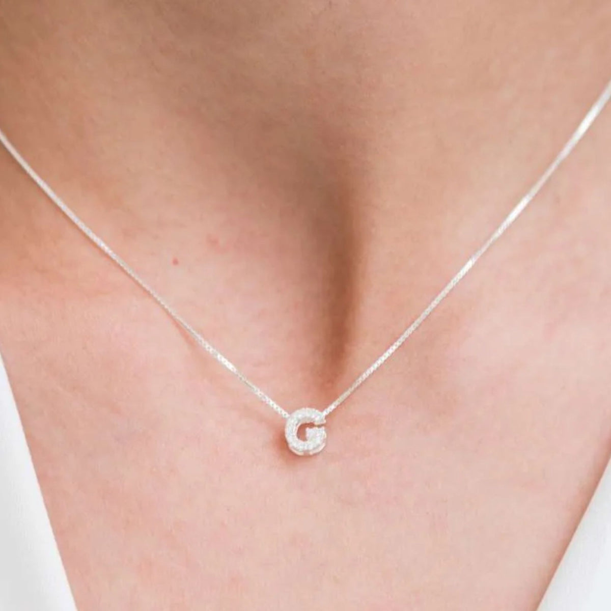 Colar Mini Iniciais Cravejado Zircônias Cristais Prata 925
