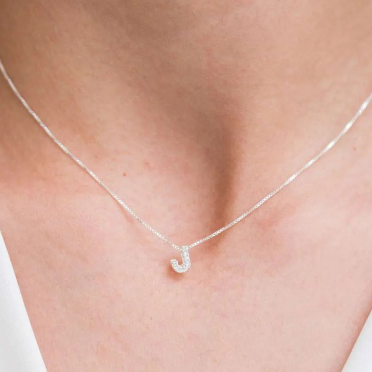 Colar Mini Iniciais Cravejado Zircônias Cristais Prata 925