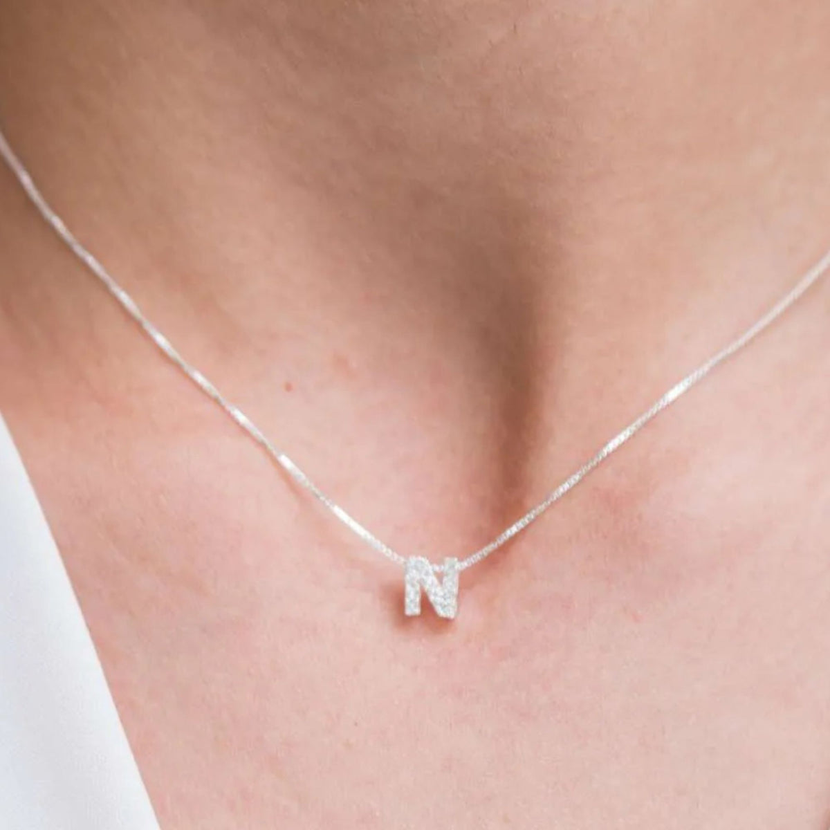 Colar Mini Iniciais Cravejado Zircônias Cristais Prata 925