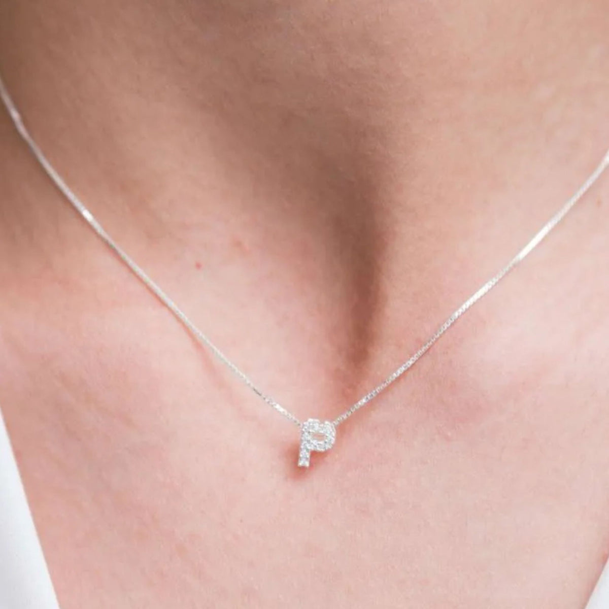 Colar Mini Iniciais Cravejado Zircônias Cristais Prata 925