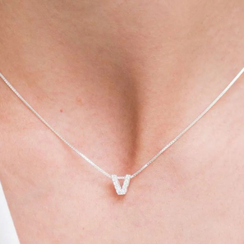 Colar Mini Iniciais Cravejado Zircônias Cristais Prata 925