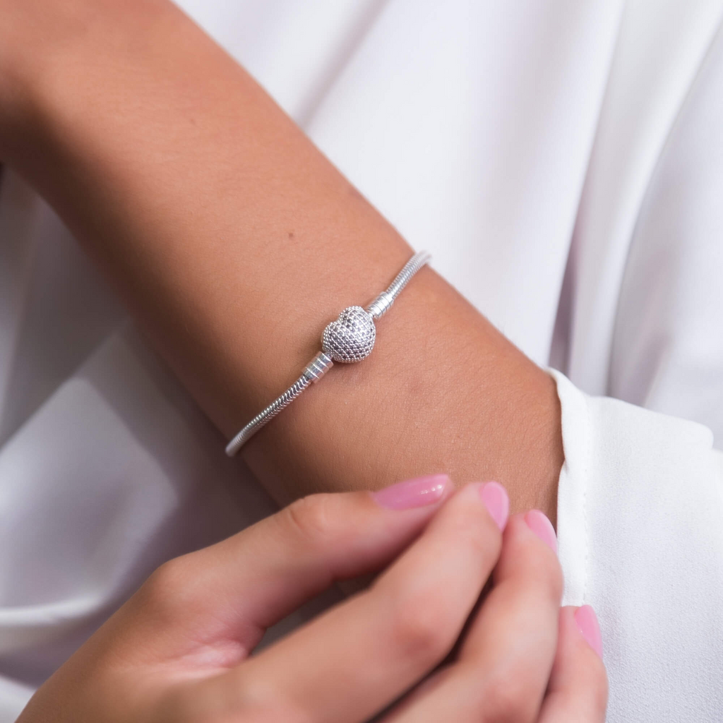 Pulseira de Berloque Coração Cravejado Com Zircônias Prata 925