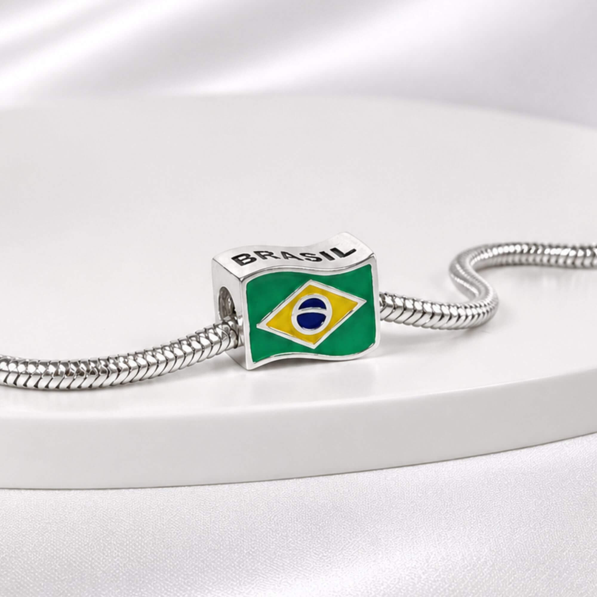 Berloque  Separador Bandeira do Brasil Prata 925