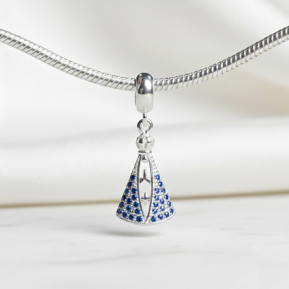 Berloque Nossa Senhora Aparecida Zircônia Azul Prata 925