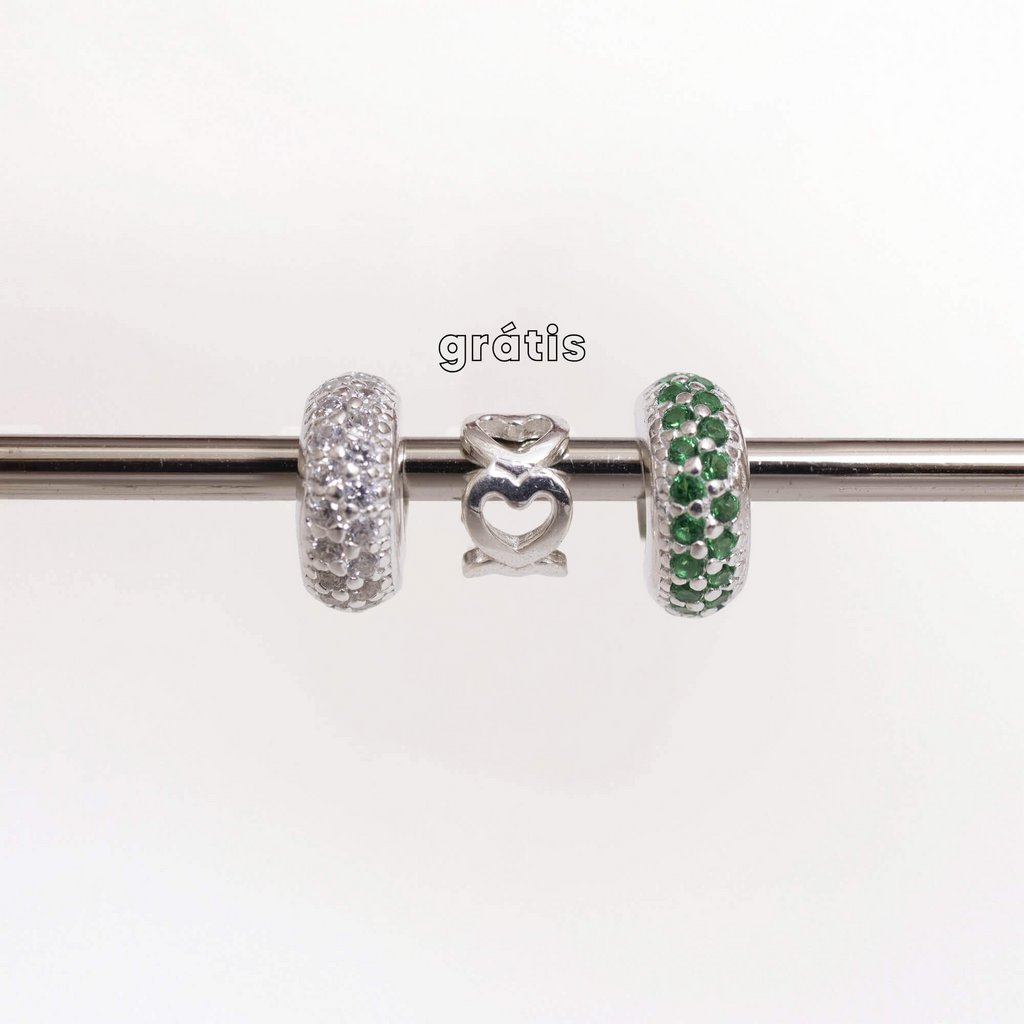 Leve 3 pague 2 - Kit de Berloques em Prata 925 com Separador Zircônia Cristal e Verde e Ganhe Mini Separador Corações