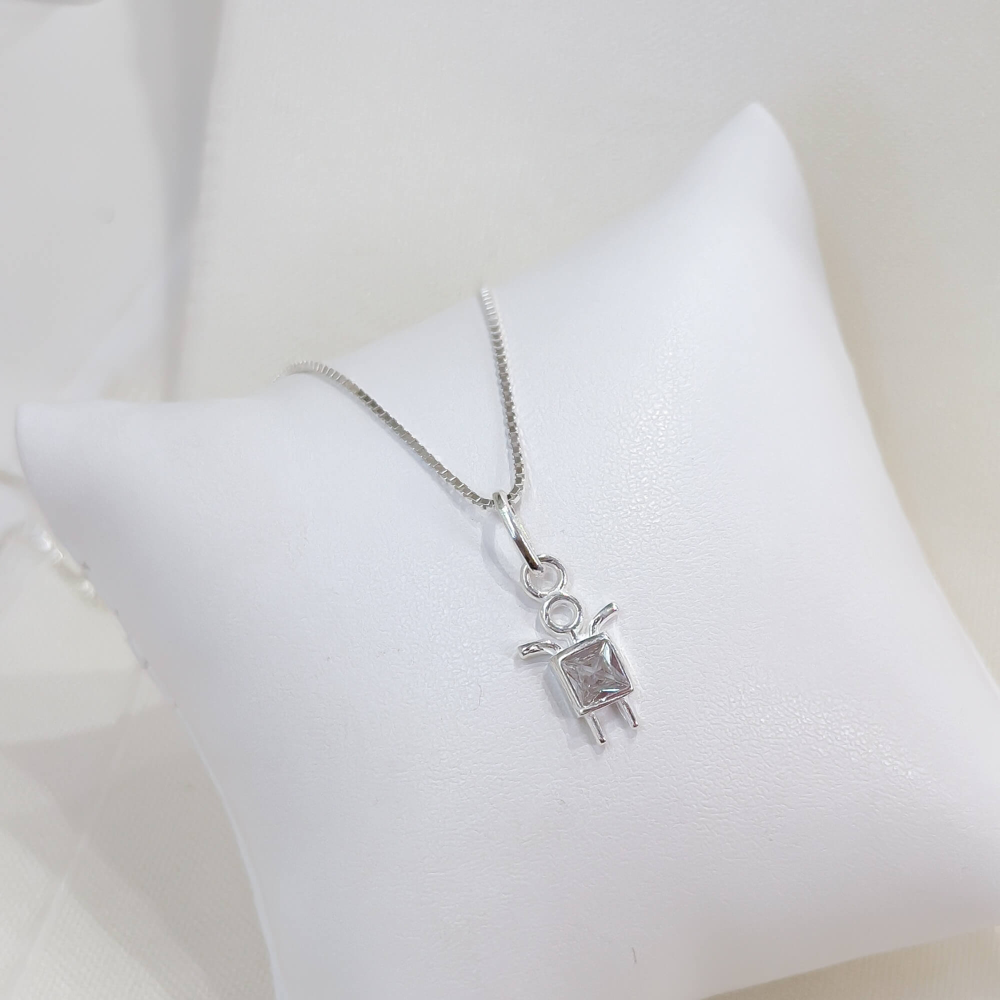 Colar Menino Com Zircônia Cristal Prata 925