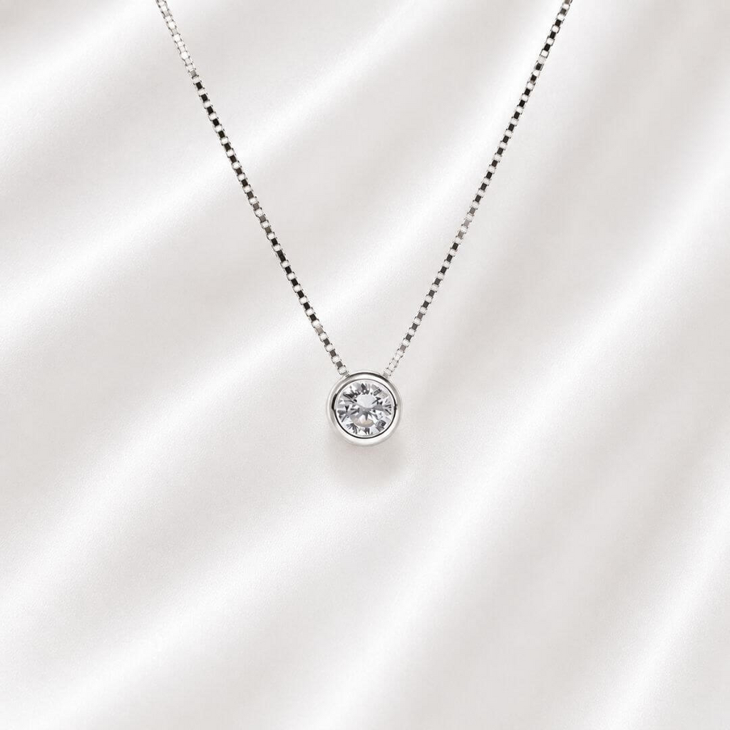 Colar Ponto de Luz Zircônia Cristal 8mm 45 cm Prata 925