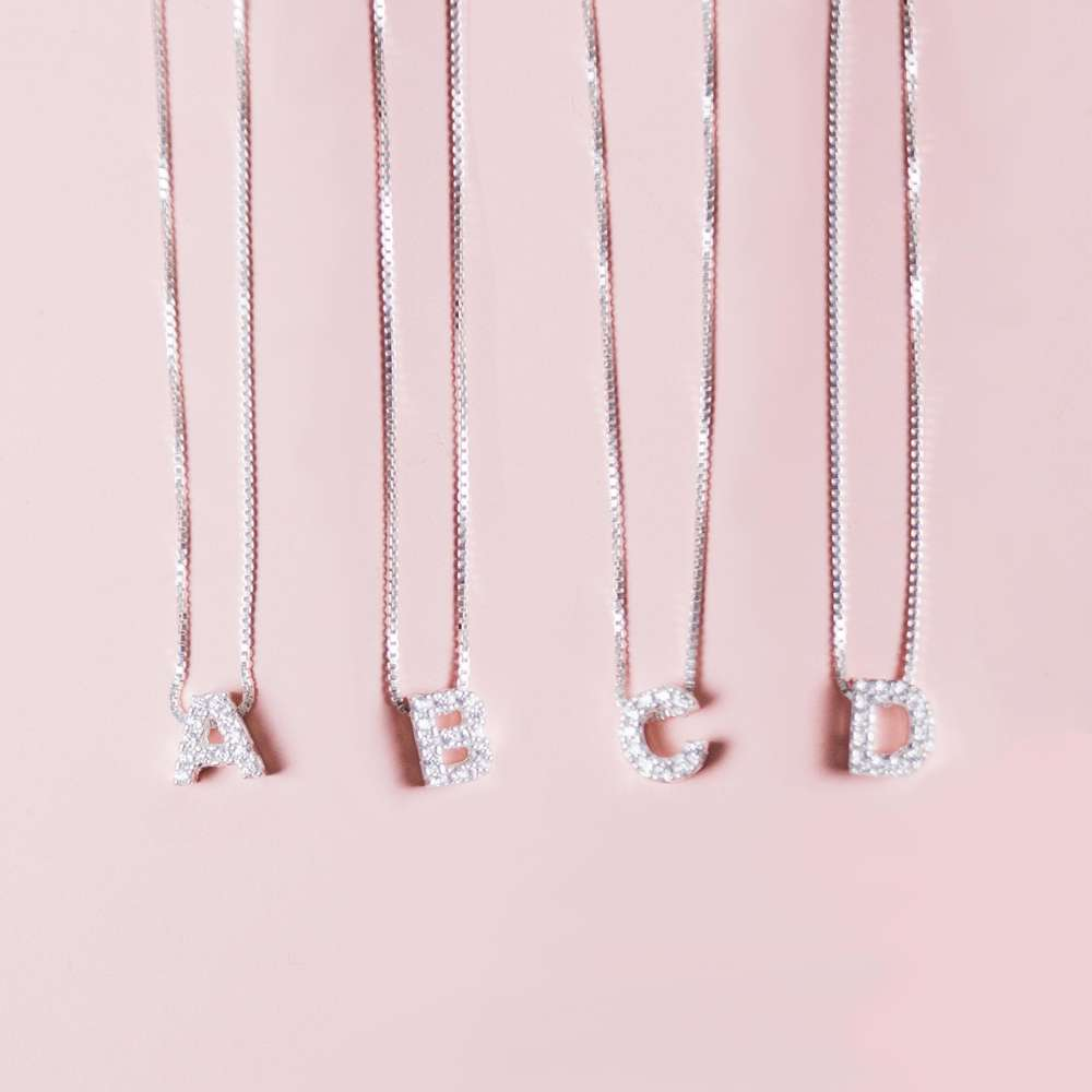 Colar Mini Iniciais Cravejado Zircônias Cristais Prata 925