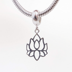 Berloque Flor de Lotus Prata 925