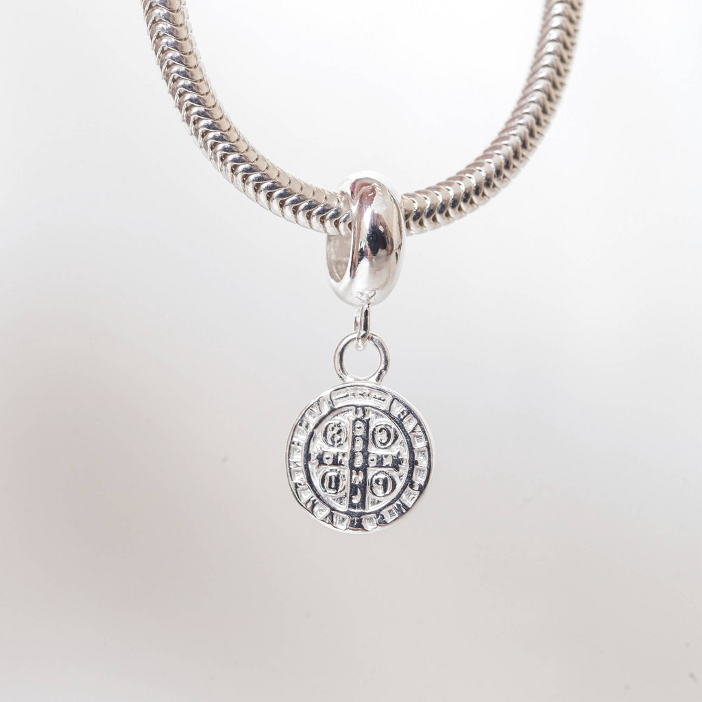 Berloque Medalha de São Bento Prata 925