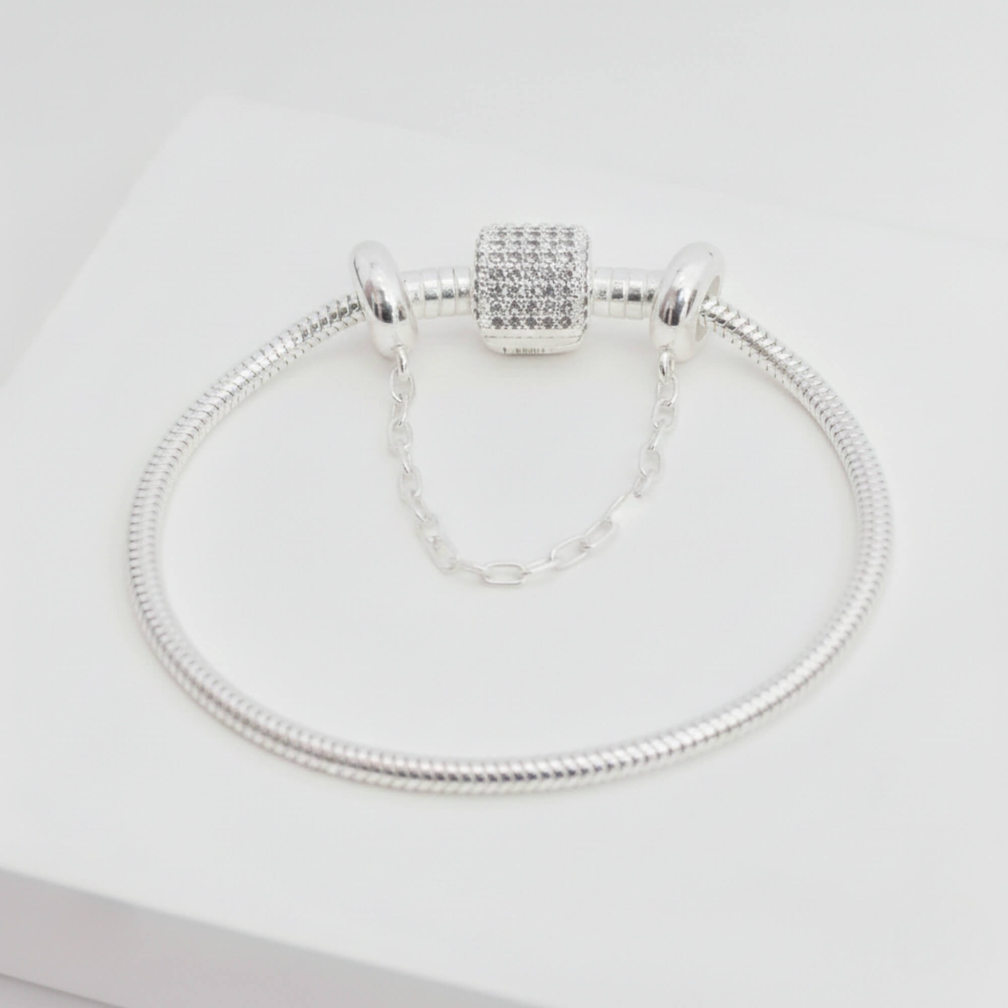 Kit Pulseira Tradicional Cravejada + Corrente de Segurança Lisa Prata 925