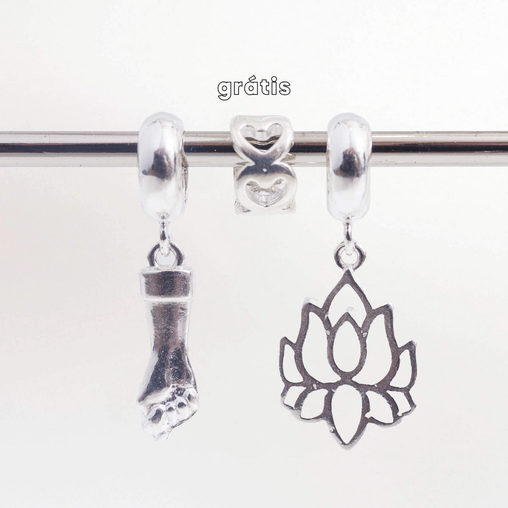 Leve 3 pague 2 - Kit de Berloques em Prata 925 com Figa, Flor de Lotus e Ganhe Mini Separador Corações