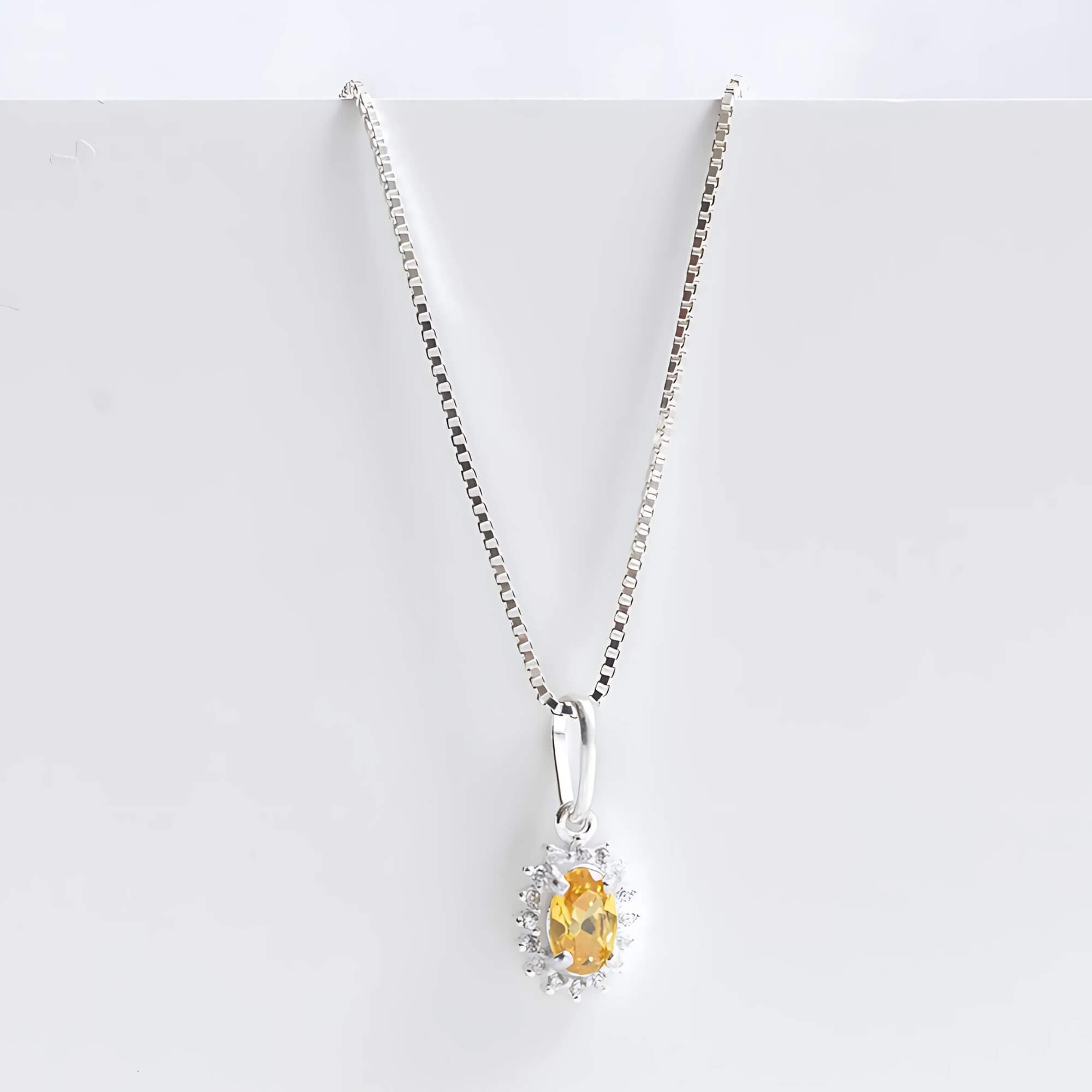 Colar Ponto de Luz Amarelo Topázio Com Cravejado Cristal 45 cm Prata 925
