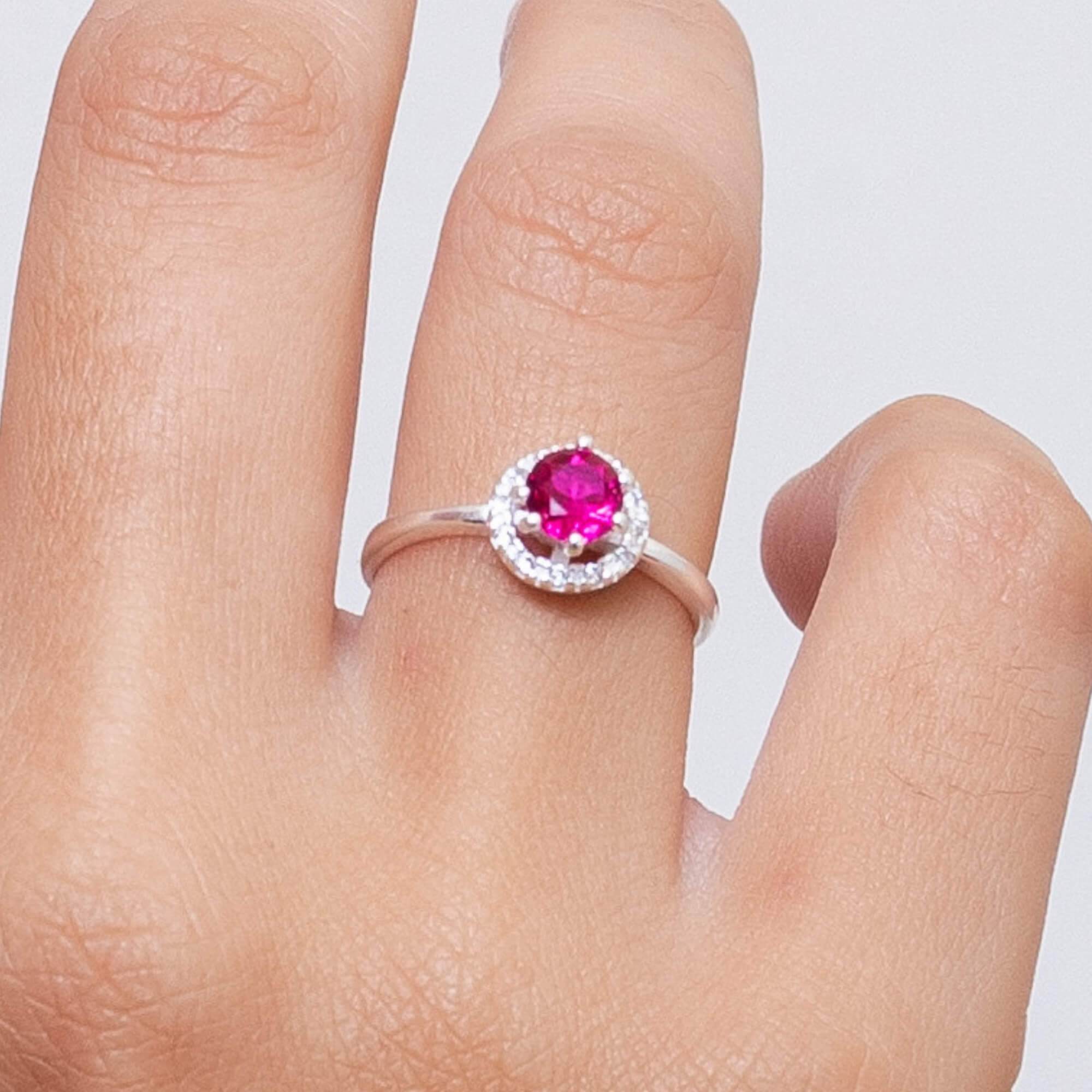 Anel Solitário Cravejado Rosa Pink Prata 925