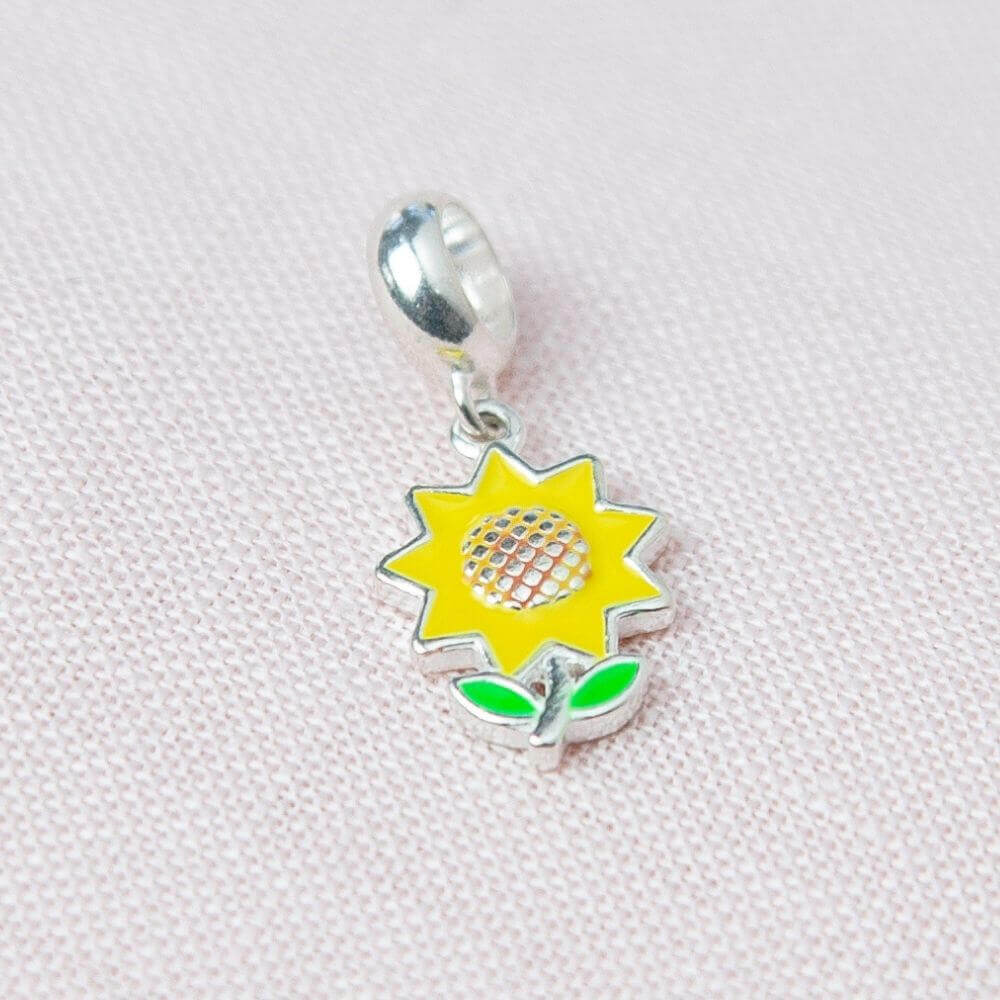 Berloque Girassol Amarelo Prata 925