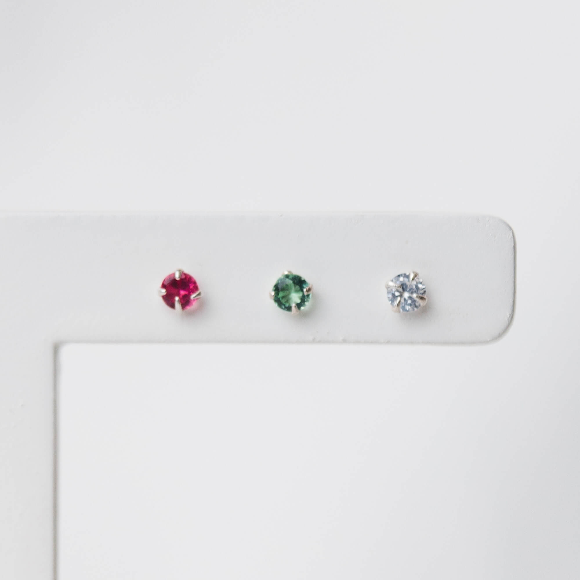 Trio de Brincos Ponto de Luz Cristal,  Verde e Fucsia Prata 925