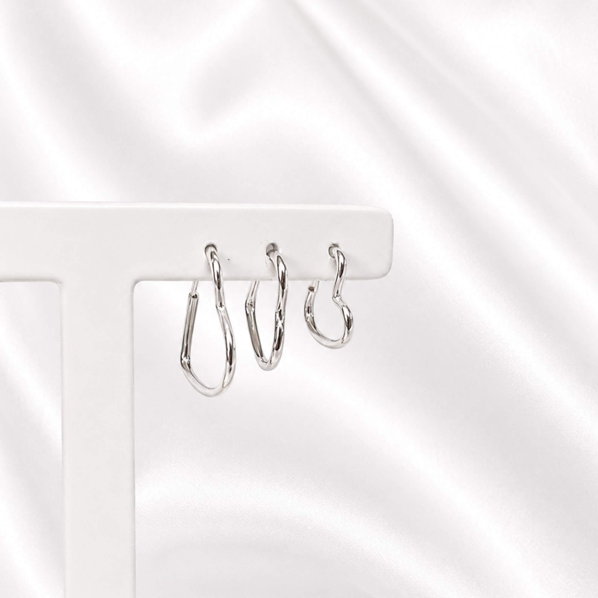 Trio de Brincos Argolas Corações Lisas Prata 925