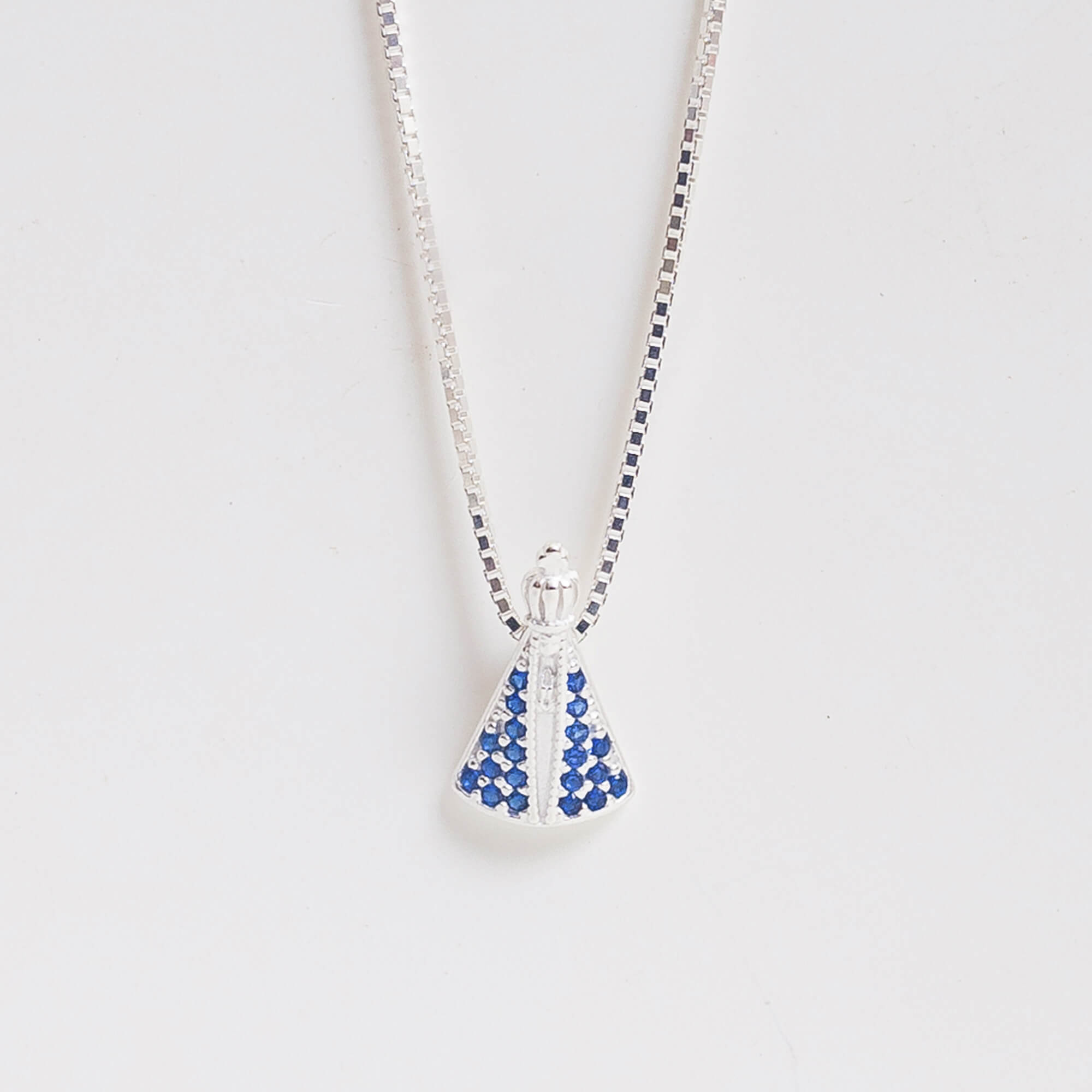 Colar Mini Nossa Senhora Aparecida Cravejado com Zircônias Prata 925