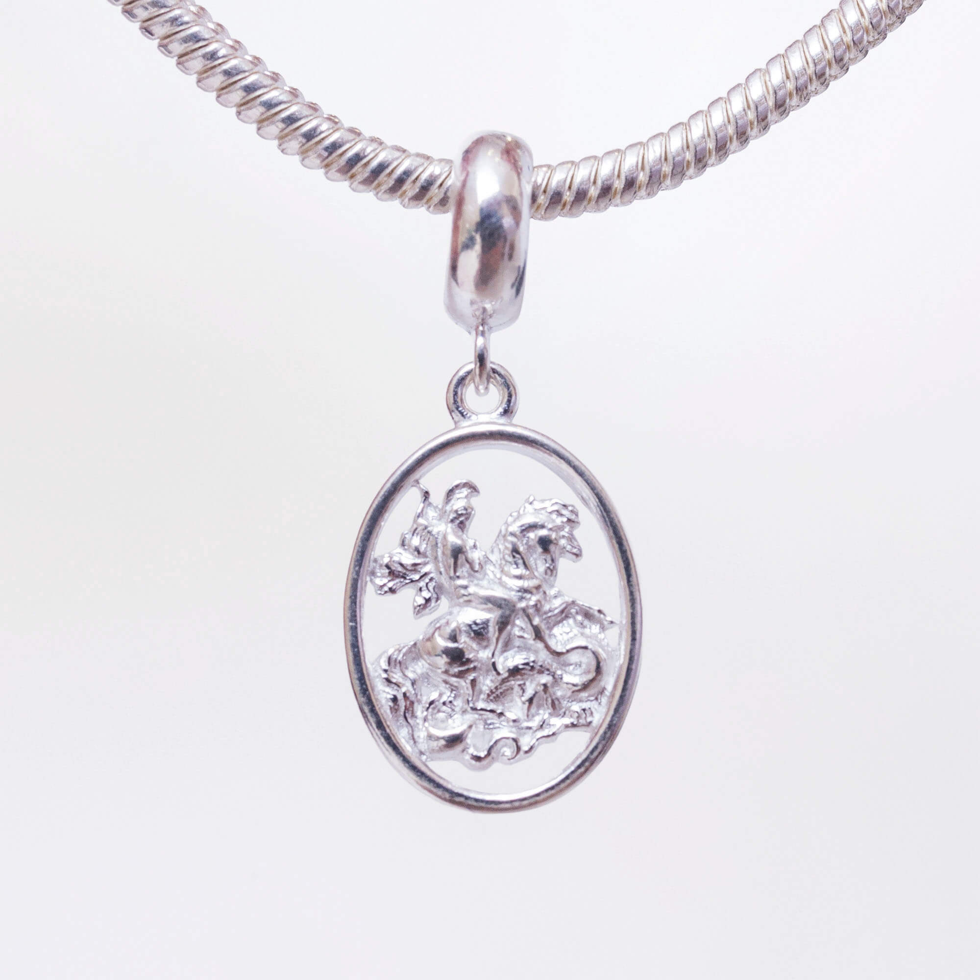 Berloque São Jorge Medalha Vazada Prata 925