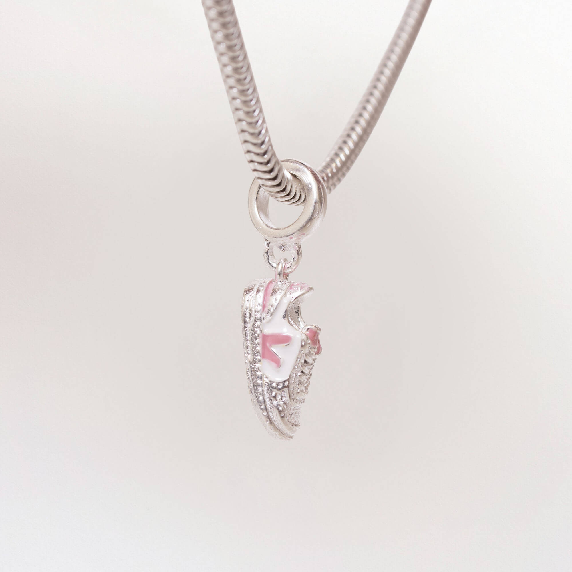 Berloque de Prata 925 Tênis Branco