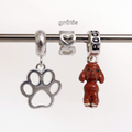 Leve 3 pague 2 - Kit de Berloques Prata 925 com Patinha Vazada, Cachorro Poodle Marrom e Ganhe Mini Separador Corações