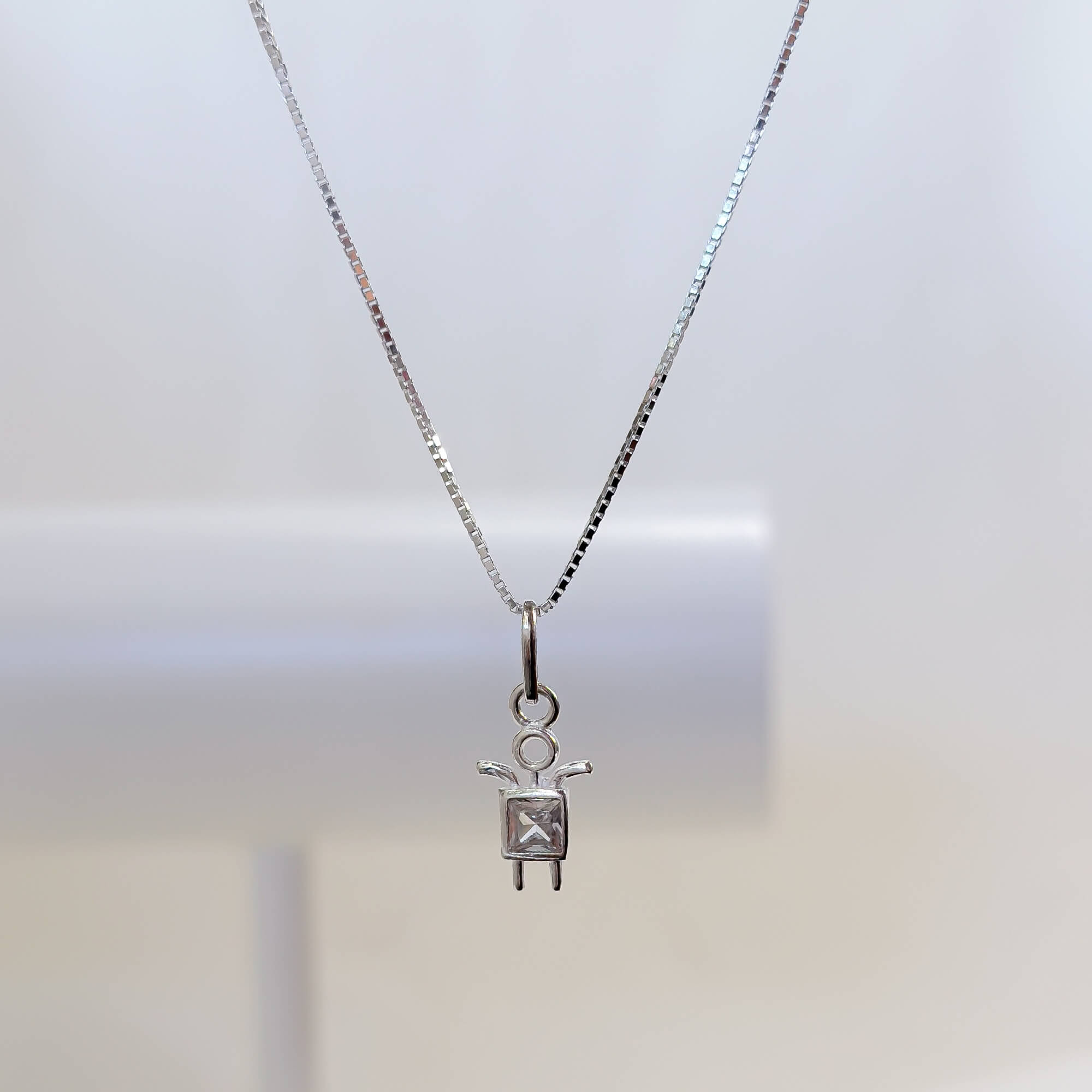 Colar Menino Com Zircônia Cristal Prata 925