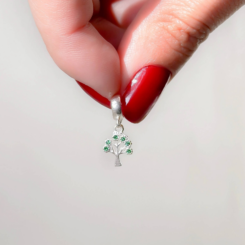 Berloque Mini Árvore da Vida Com Zircônias Verde Prata 925