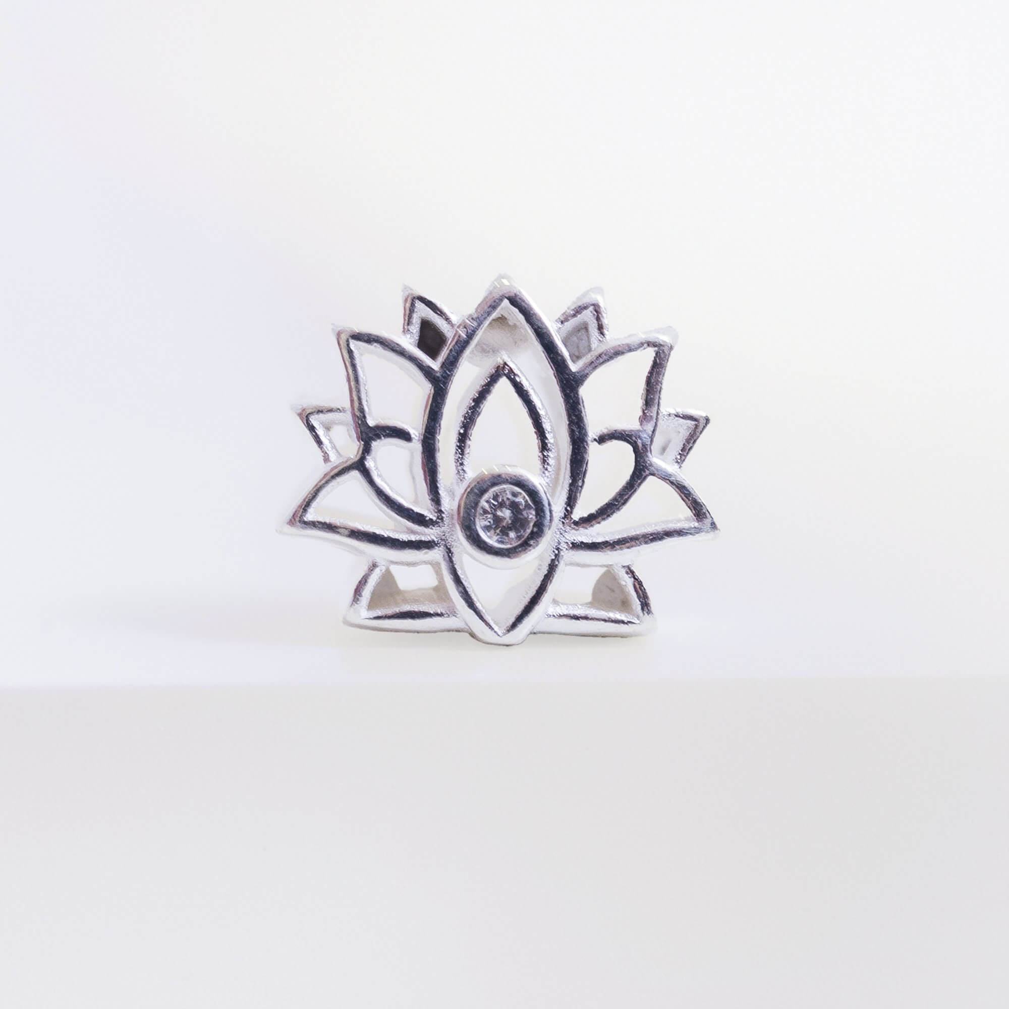Berloque Separador Flor de Lótus Prata 925