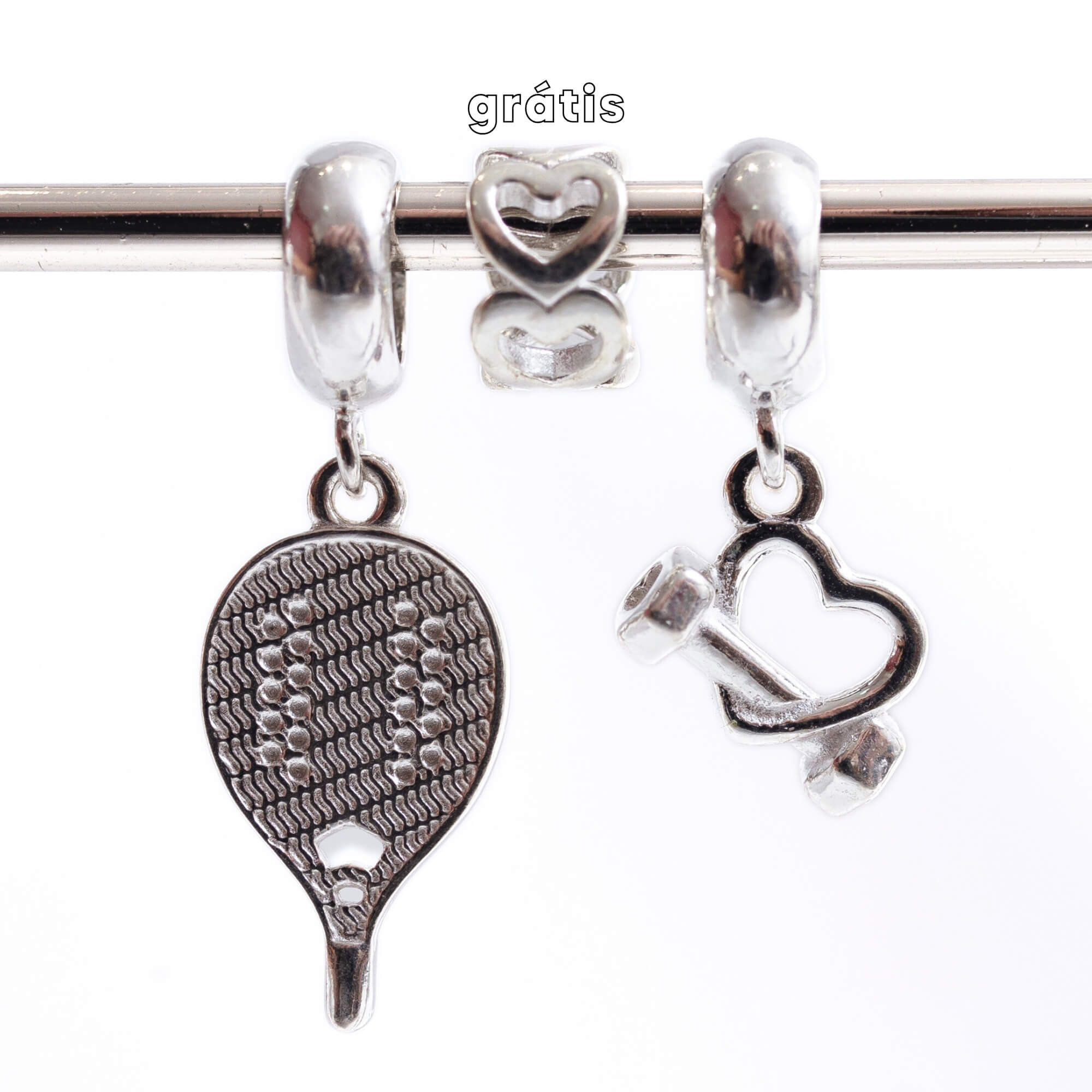 Leve 3 pague 2 - Kit de Berloques em Prata 925 com Coração e Halter, Raquete Beach Tênis e Ganhe Mini Separador Corações