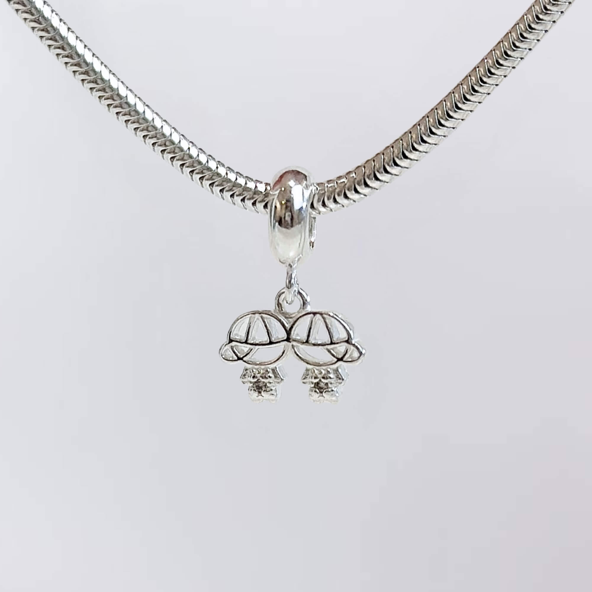 Berloque de Prata 925 Filhos Zircônia Cristal