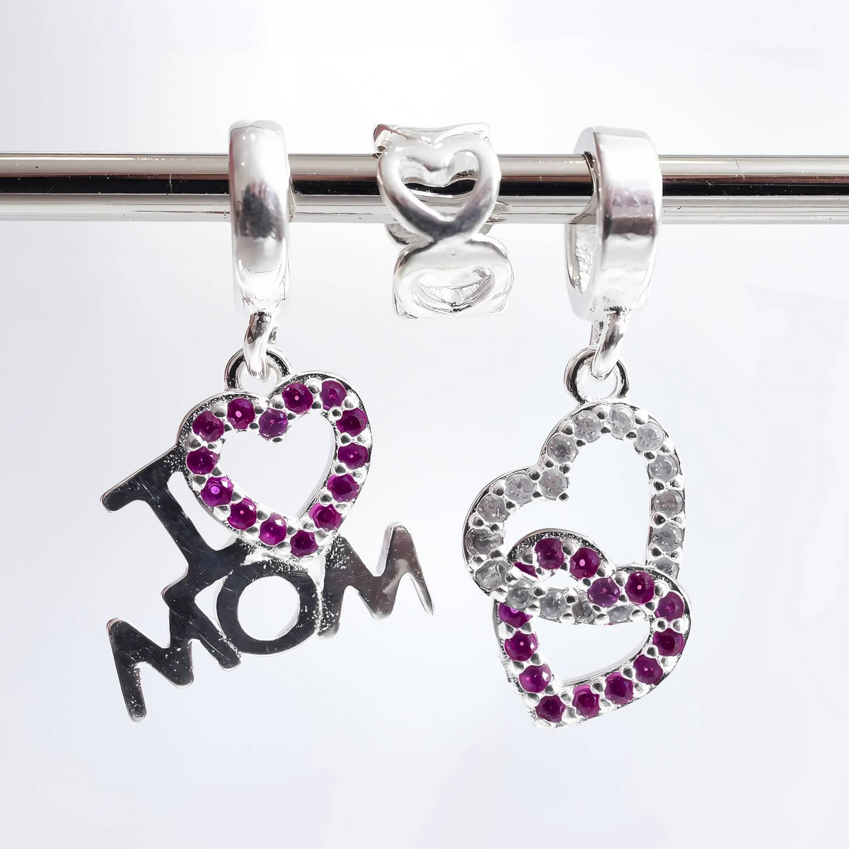 Leve 3 pague 2 - Kit de Berloques em Prata 925 com Corações Elo, Coração Pink I Love Mom e Ganhe Mini Separador Corações