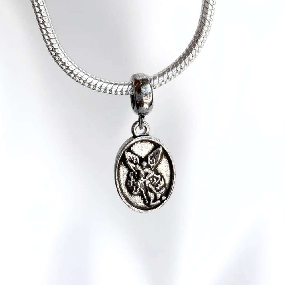 Berloque Medalha Arcanjo São Miguel Prata 925