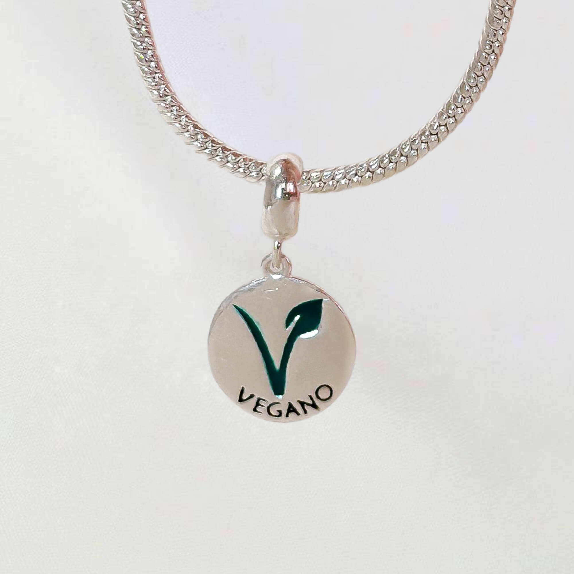Berloque Medalha Vegano Prata 925