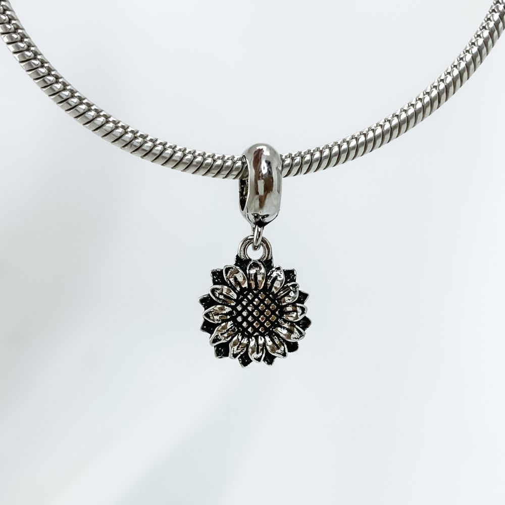 Berloque Girassol Prata 925