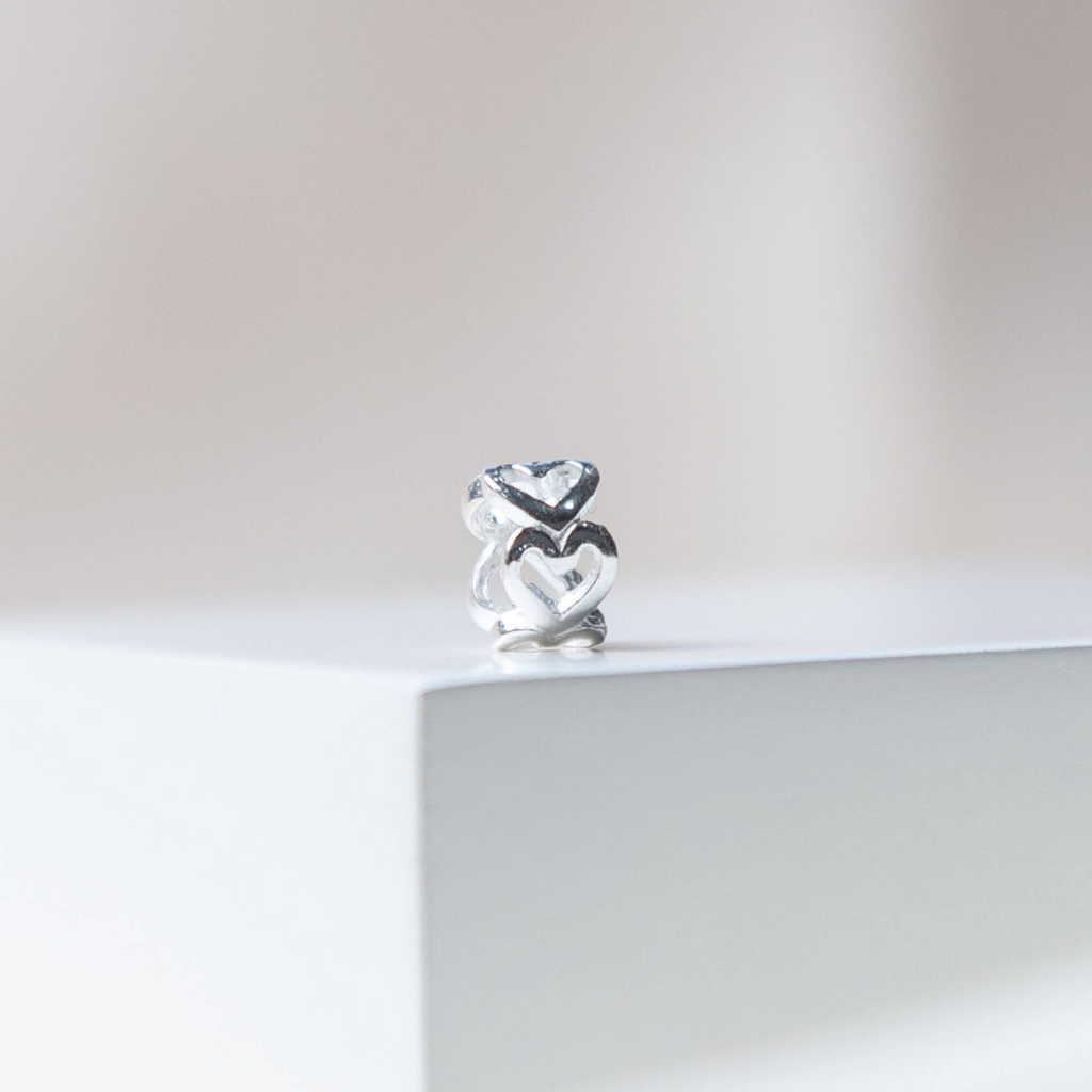 Leve 3 pague 2 - Kit de Berloques em Prata 925 com Cavalo e Ferradura, Ferradura Cravejada Ganhe Mini Separador Corações
