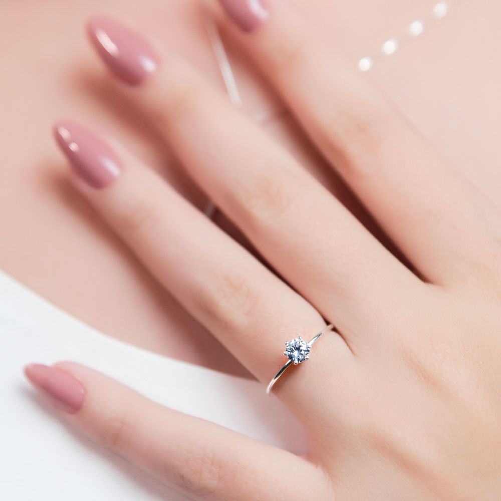 Anel Solitário com Zircônia Cristal Prata 925