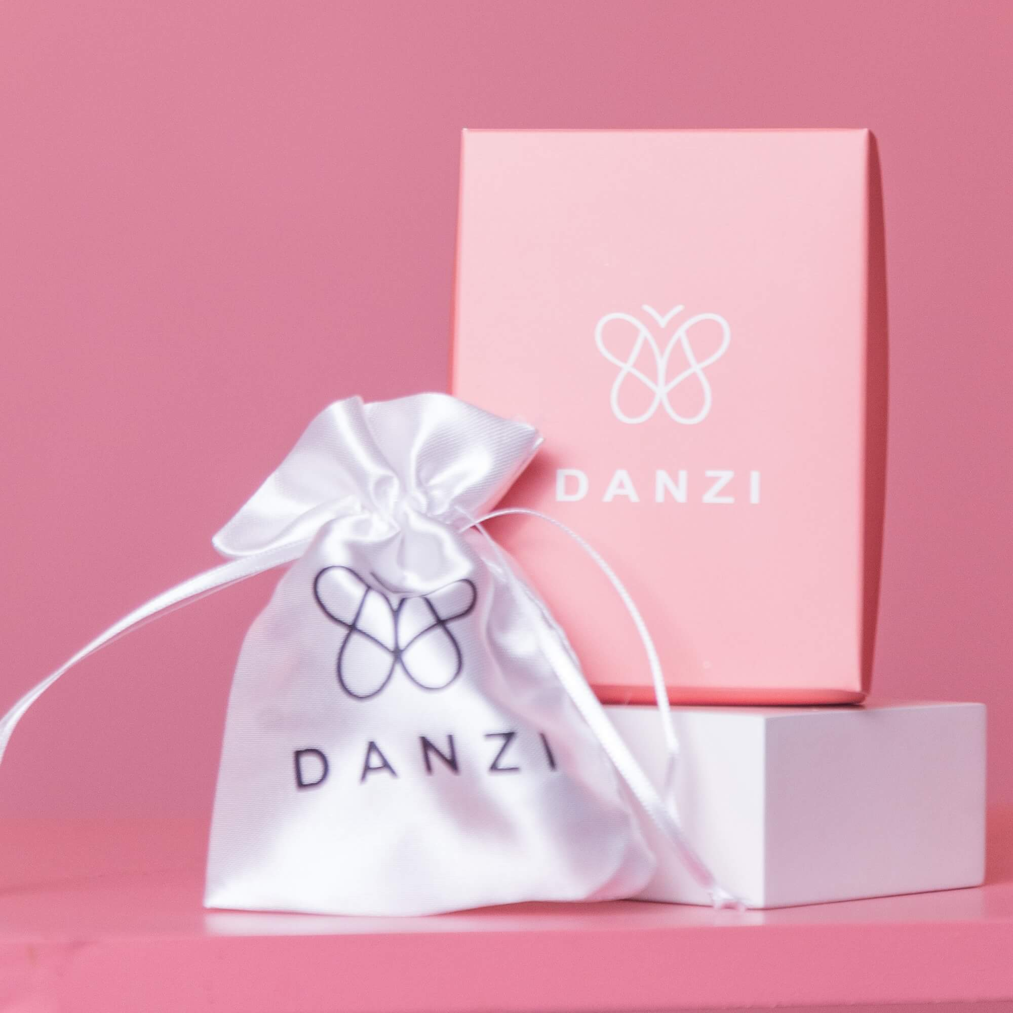 Kit Para Presente Caixinha + Saquinho de Cetim Danzi