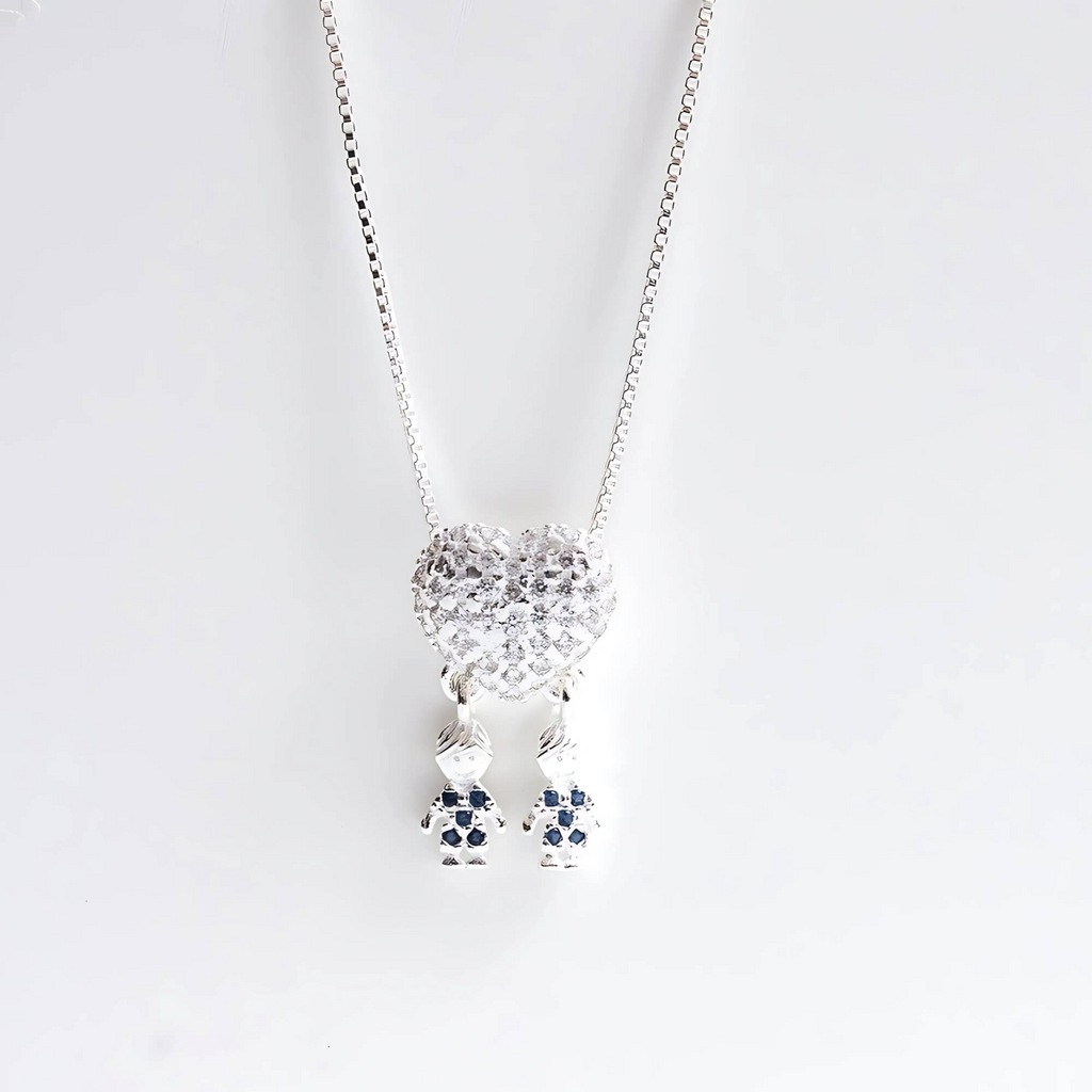 Colar Coração Cravejado com Meninos Zircônias Azul Prata 925