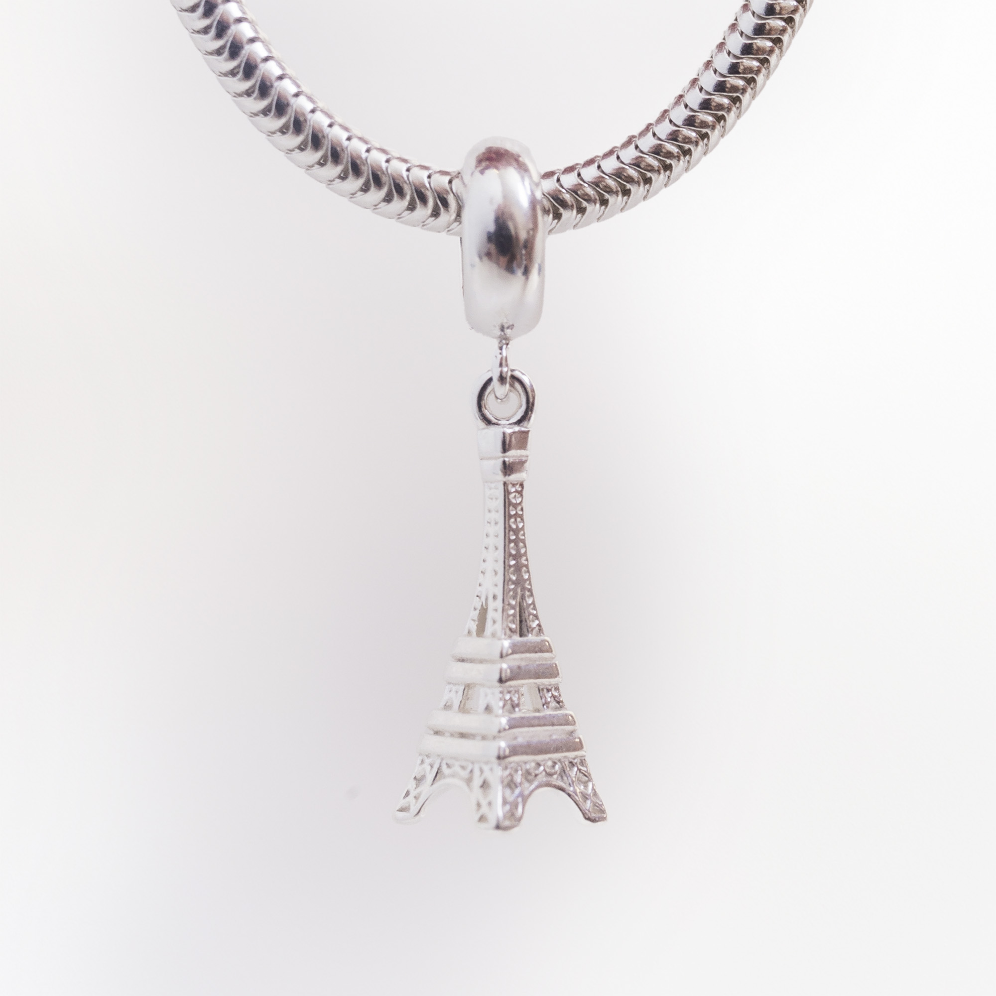 Leve 3 pague 2 - Kit de Berloques em Prata 925 com Avião Pingente, Torre Eiffel e Ganhe Mini Separador Corações