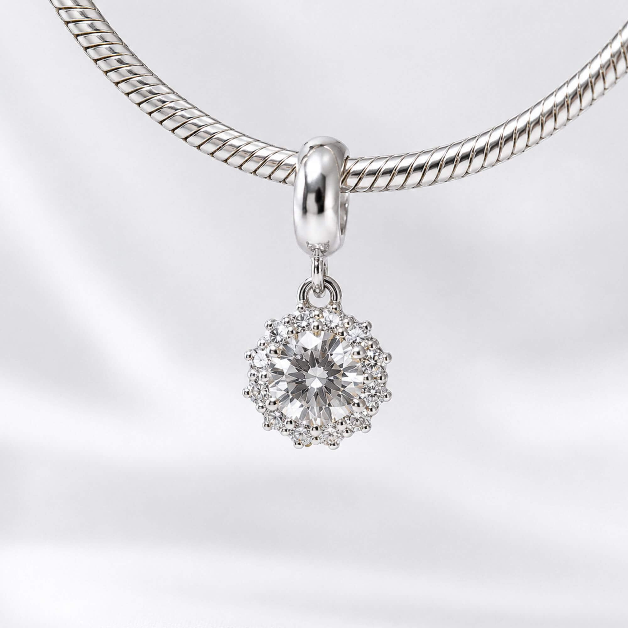 Berloque Radiante Zircônia Cristal Prata 925