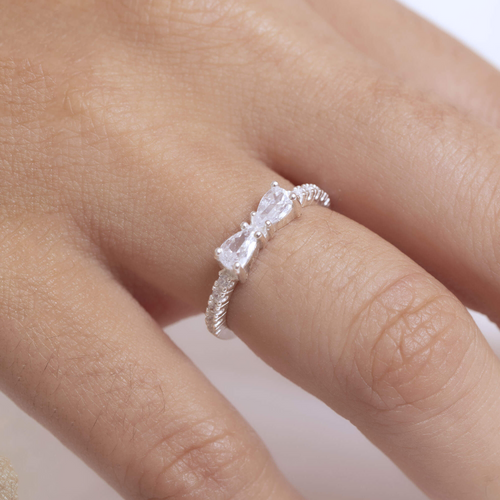 Anel de Prata 925 Laço Com Zircônias Cristais
