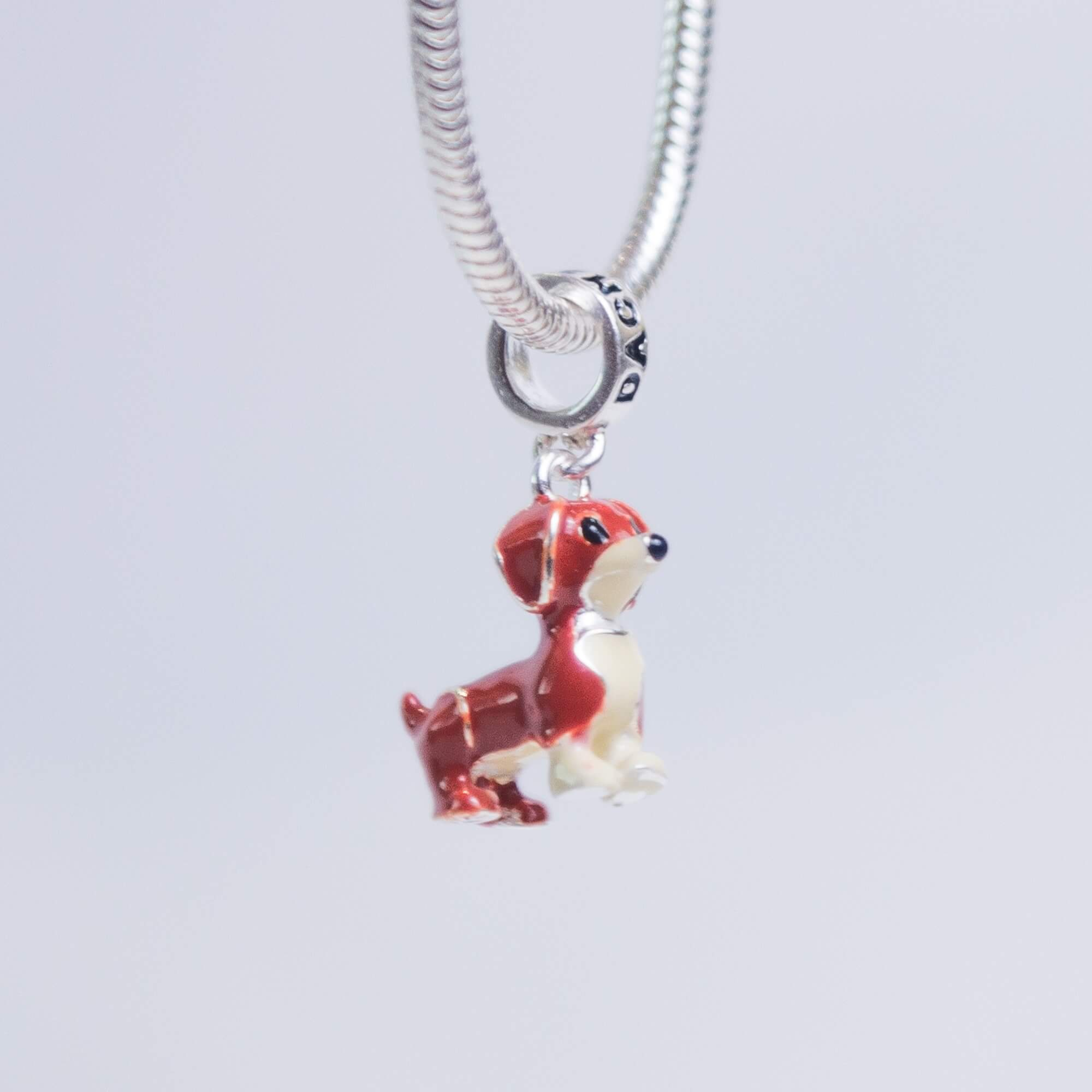 Berloque Cachorro Dachshund Marrom Prata 925