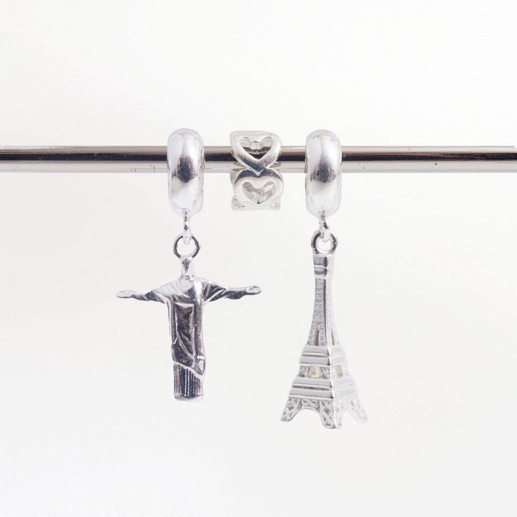 Leve 3 pague 2 - Kit de Berloques em Prata 925 com Torre Eiffel, Cristo Redentor e Ganhe Mini Separador Corações