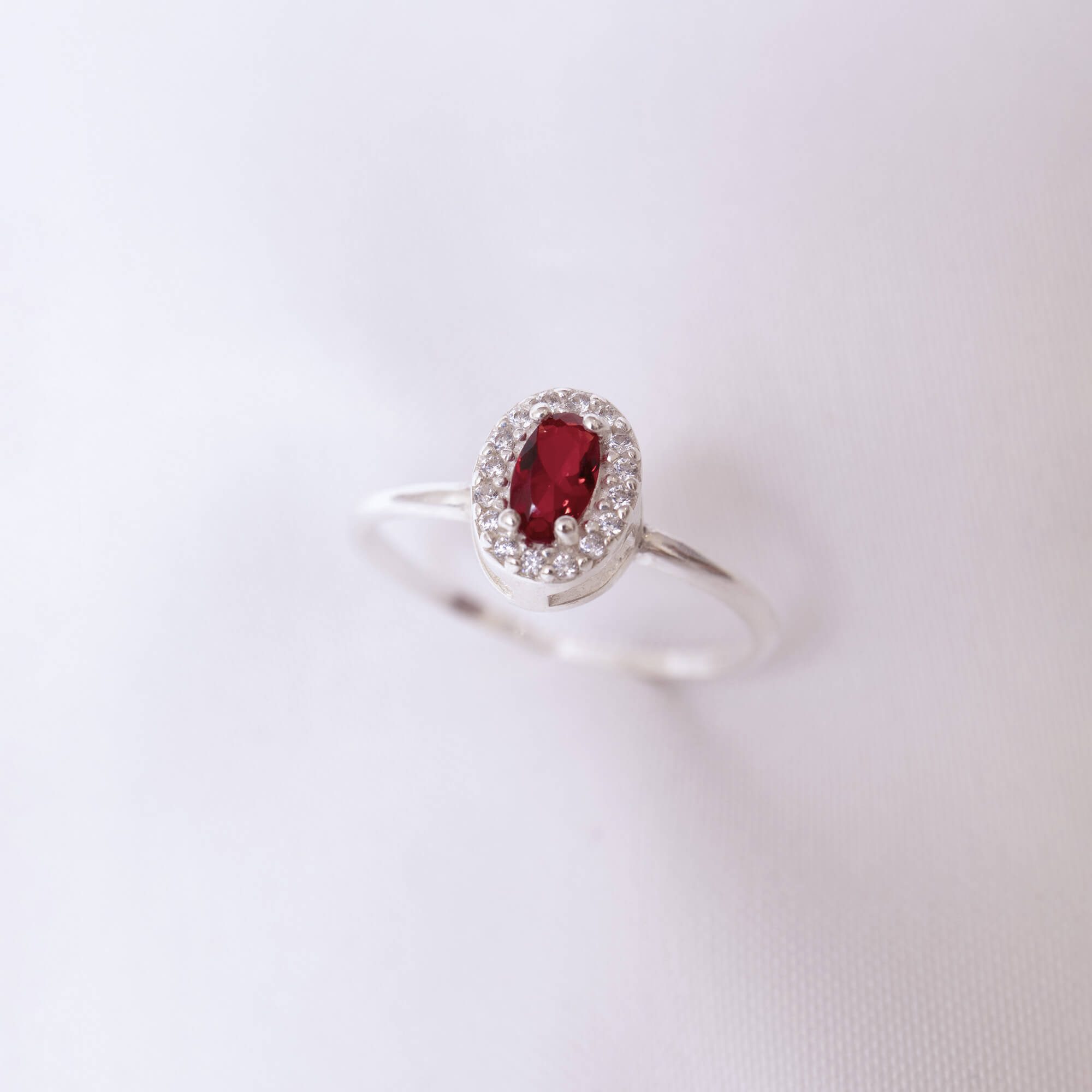 Anel de Prata 925 Vermelho Rubi Com Zircônias Cristais