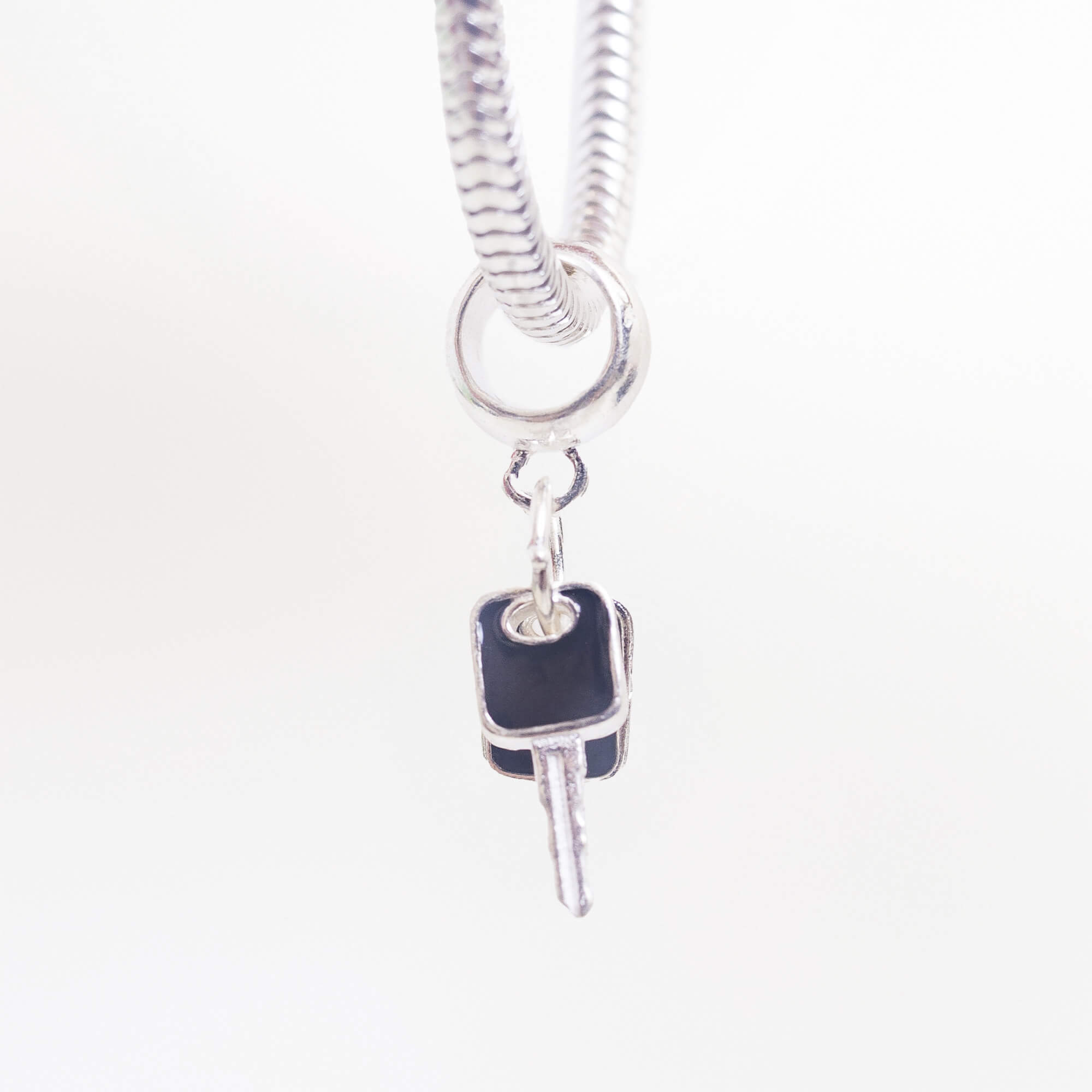 Berloque Chave de Carro Prata 925