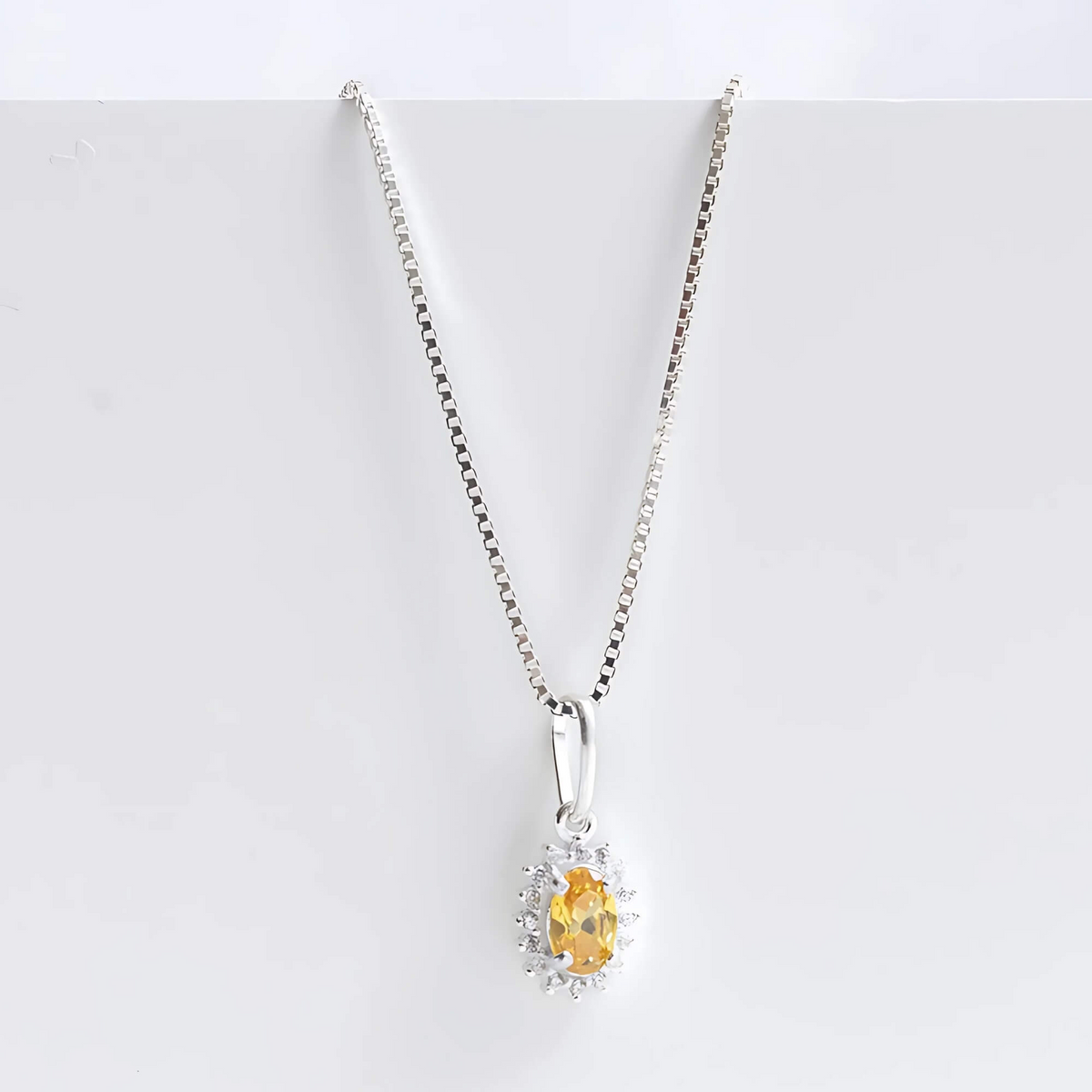 Colar Ponto de Luz Amarelo Topázio Com Cravejado Cristal 45 cm Prata 925