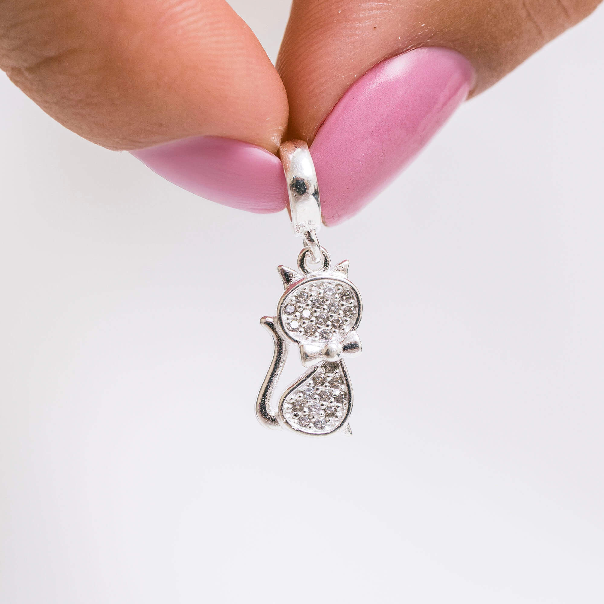Berloque Gatinho Cravejado Com Zircônias Prata 925